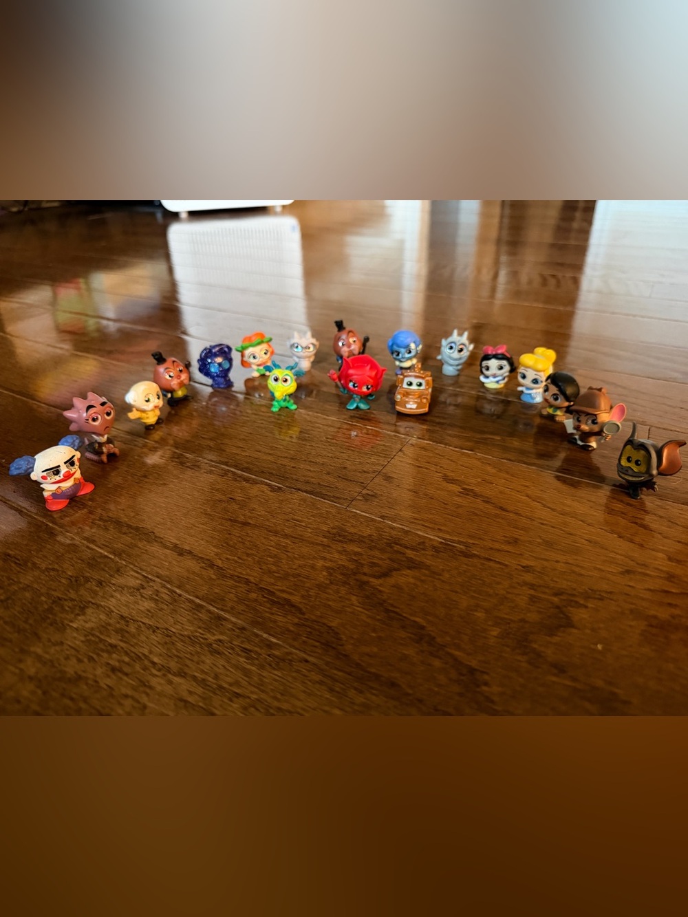 Disney Doorables bundle of 18